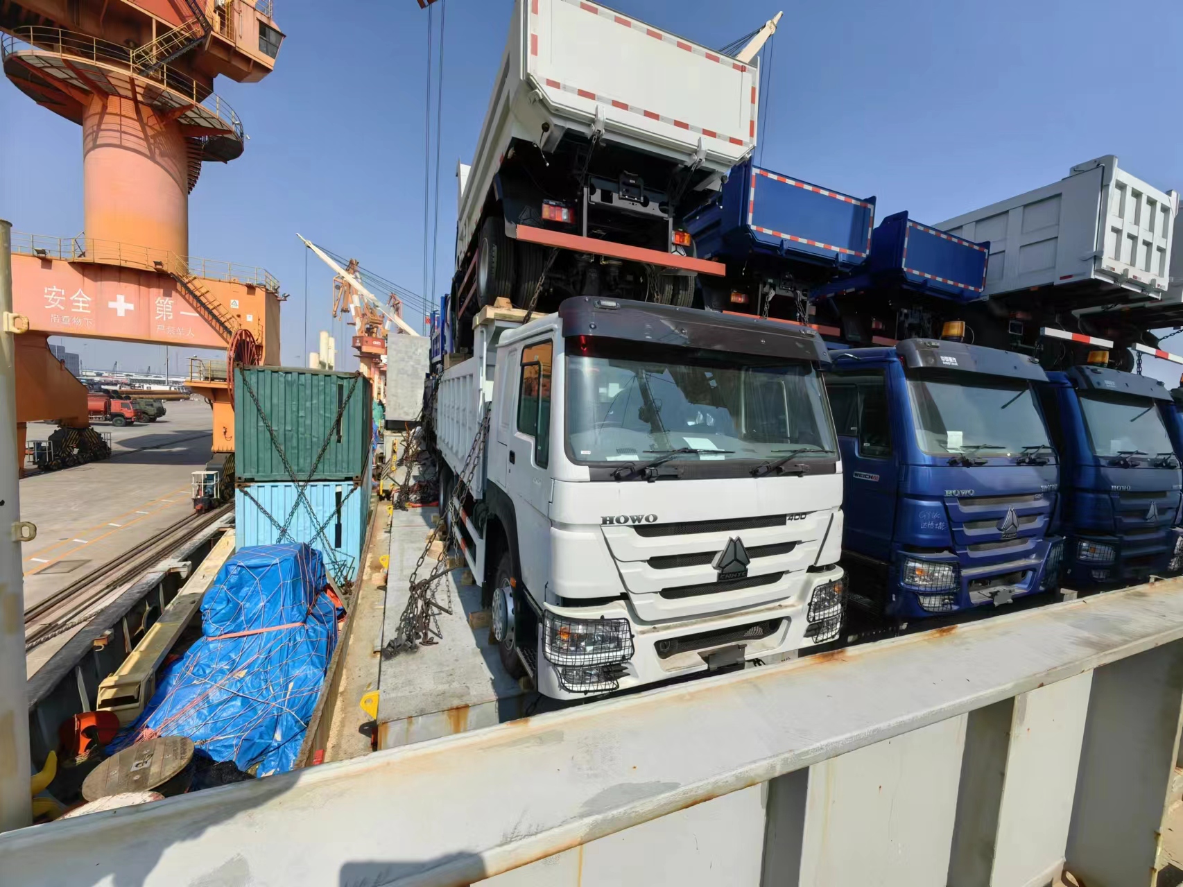 5 единици Howo Dump Trucks испорака во Јужна Америка