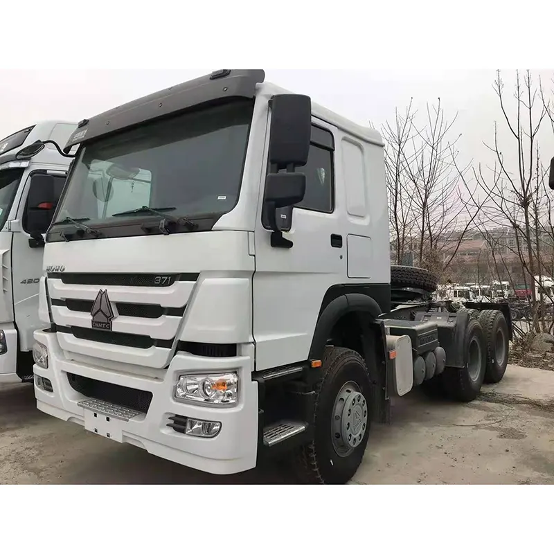 Синатрук трактор